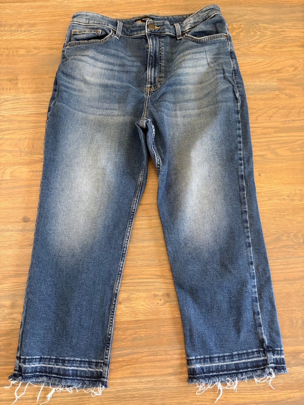 Lee High-Rise Denim Jeans cropped distressed hem Size 14